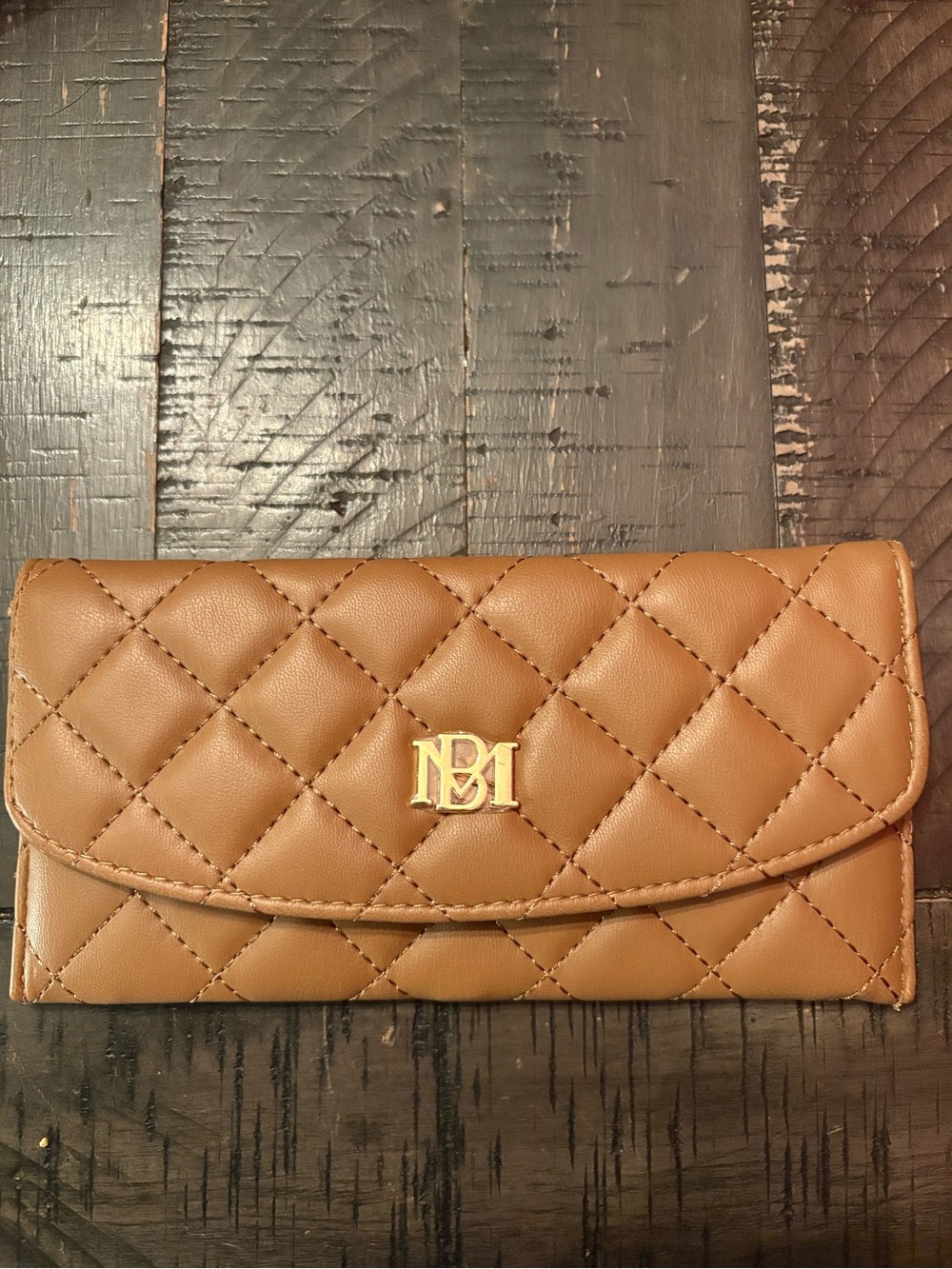 Brand New Badgley Mischka Light Brown Card Holder Wallet NWT